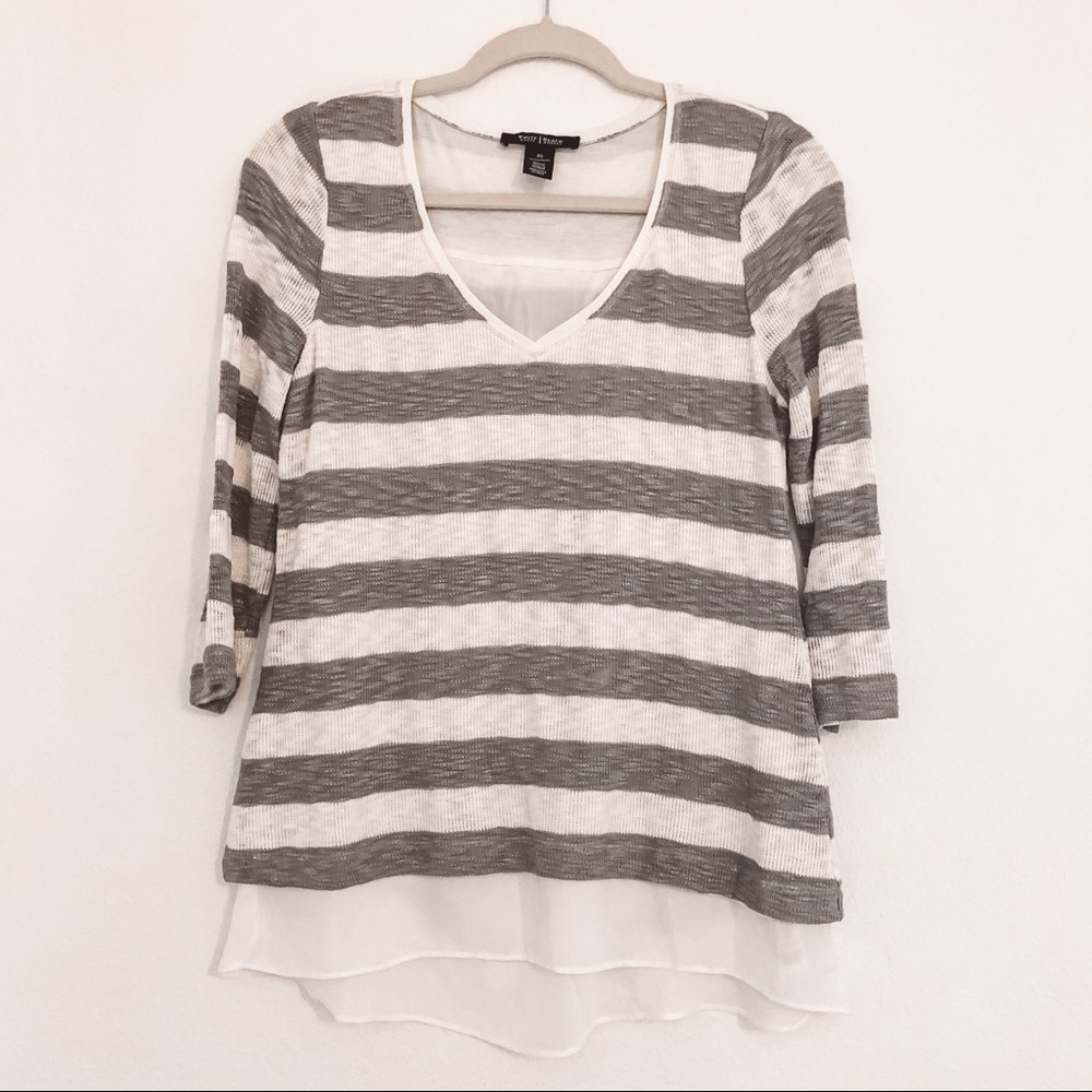 WHBM Long Sleeves Stripped V-neck Blouse Top Size XS